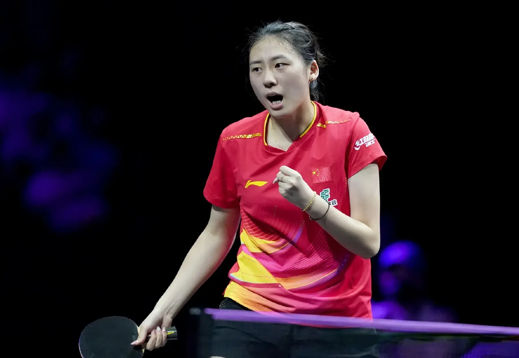 连续战胜世, div, img